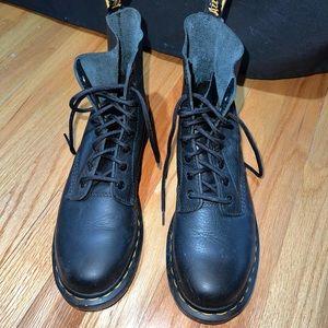 Excellent condition. Dr. Martens. Size 9.